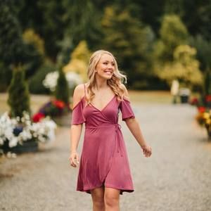 Meet your Posher, Claire